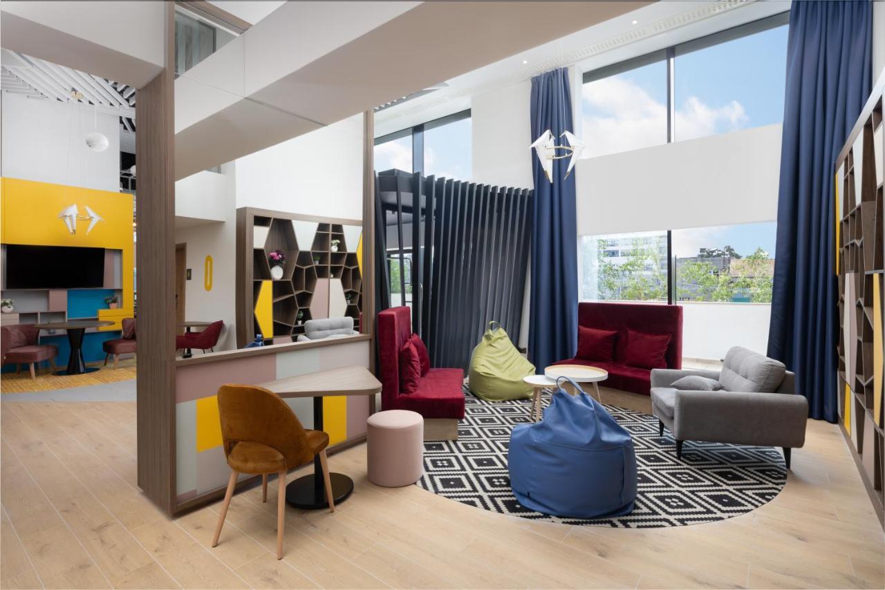 Hampton By Hilton Тиргу-Муреш Екстер'єр фото