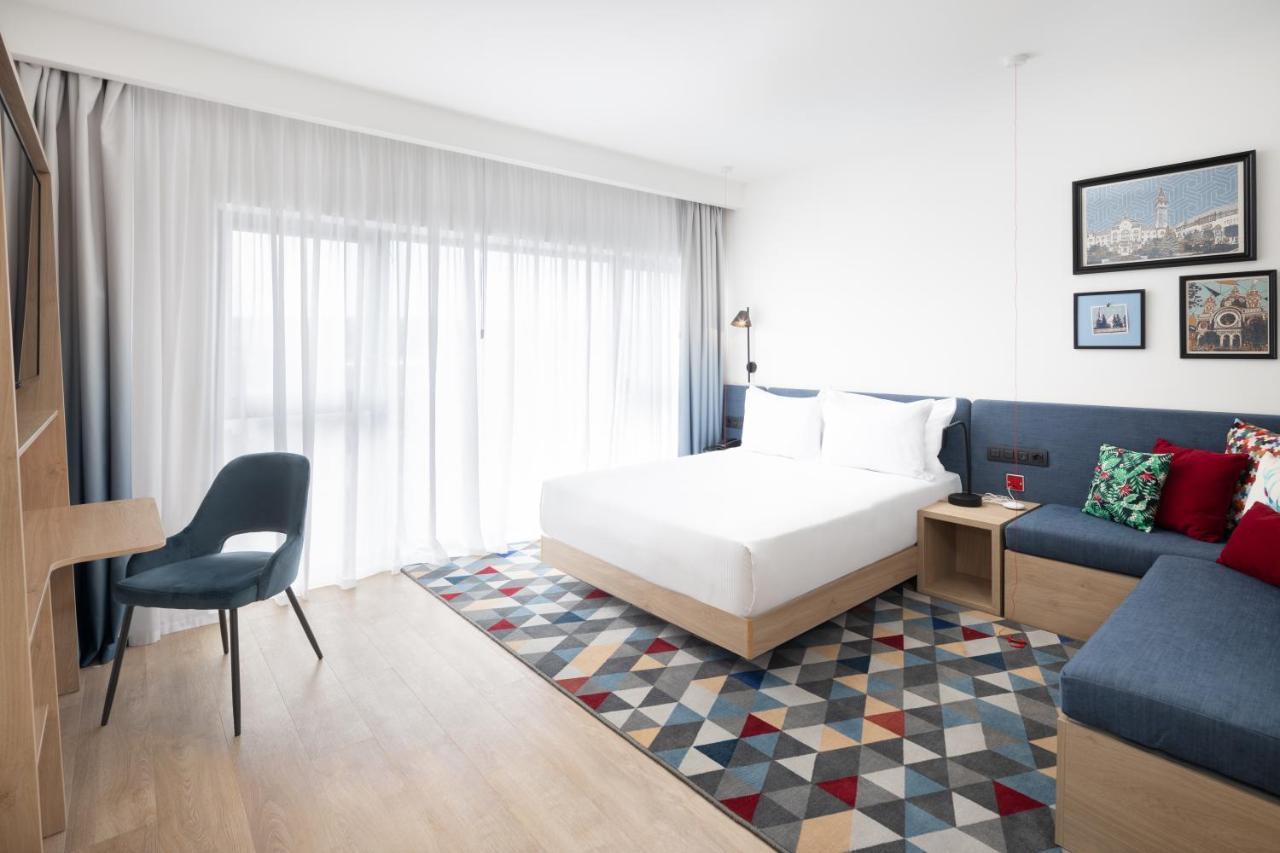 Hampton By Hilton Тиргу-Муреш Екстер'єр фото