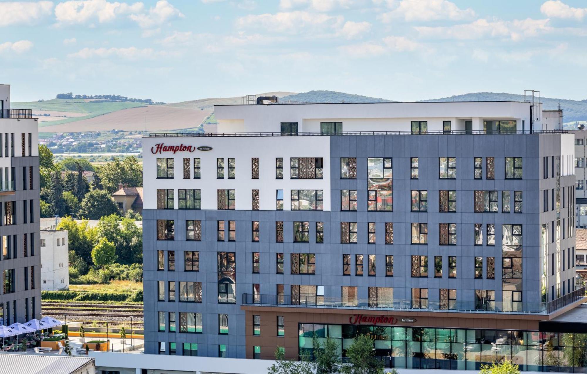 Hampton By Hilton Тиргу-Муреш Екстер'єр фото