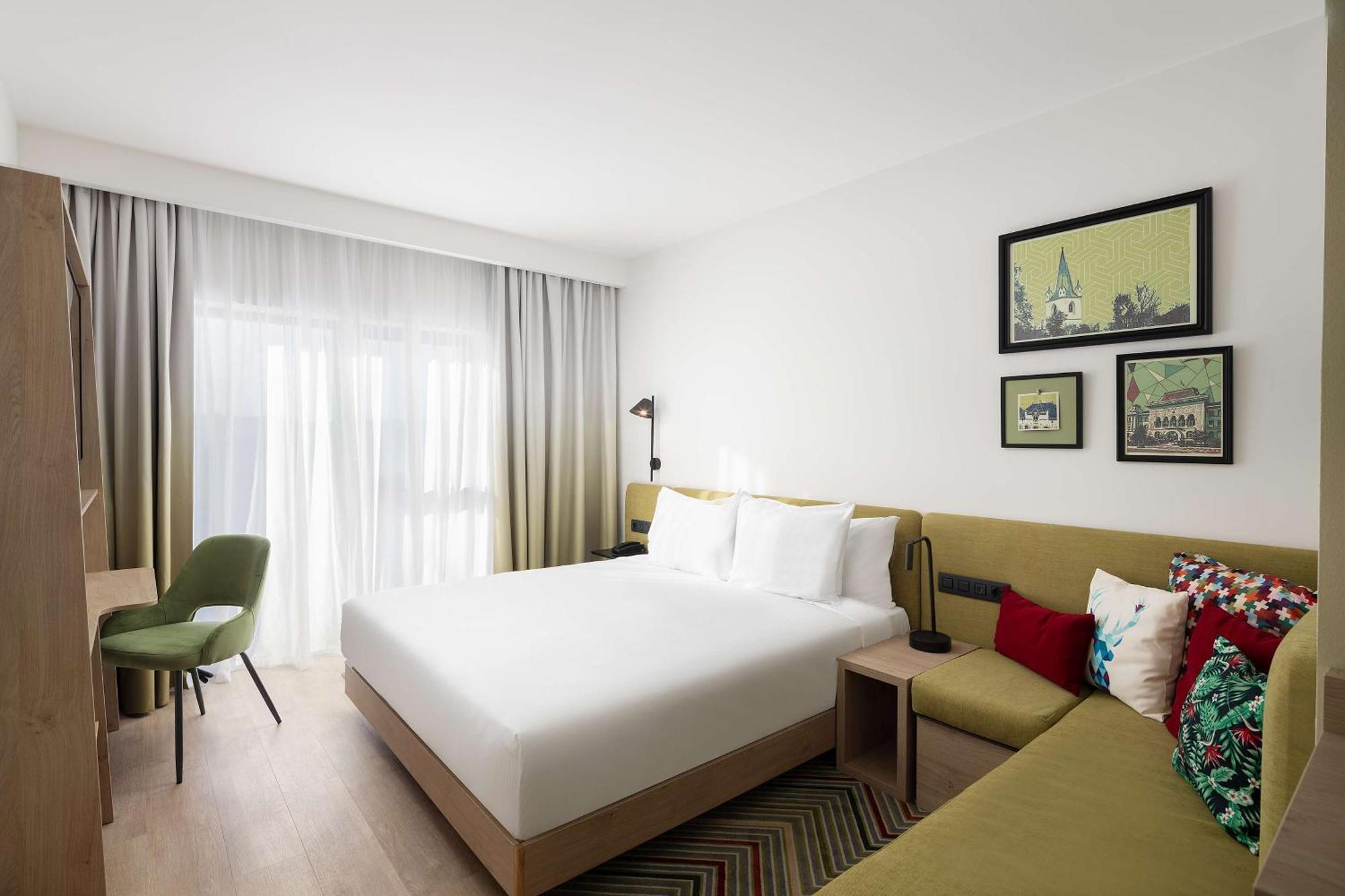 Hampton By Hilton Тиргу-Муреш Екстер'єр фото